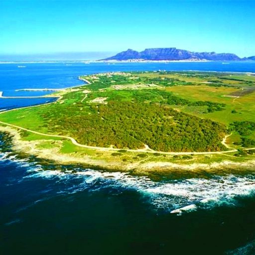 Luxury-cheap-Accommodation-Waters-Edge-Melkbosstrand-Western-Cape-Table-Mountain-Robben-Island--1